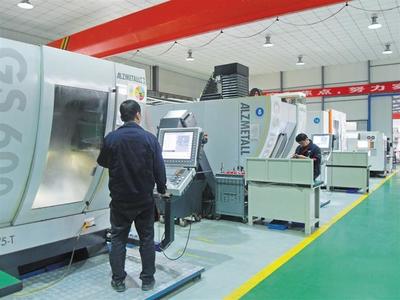 陜西民營裝備制造企業(yè)借“外腦”聯(lián)合研發(fā)拓市場